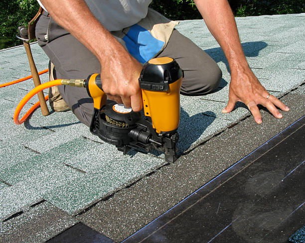 Best Best Roofing Contractors  in Munising, MI